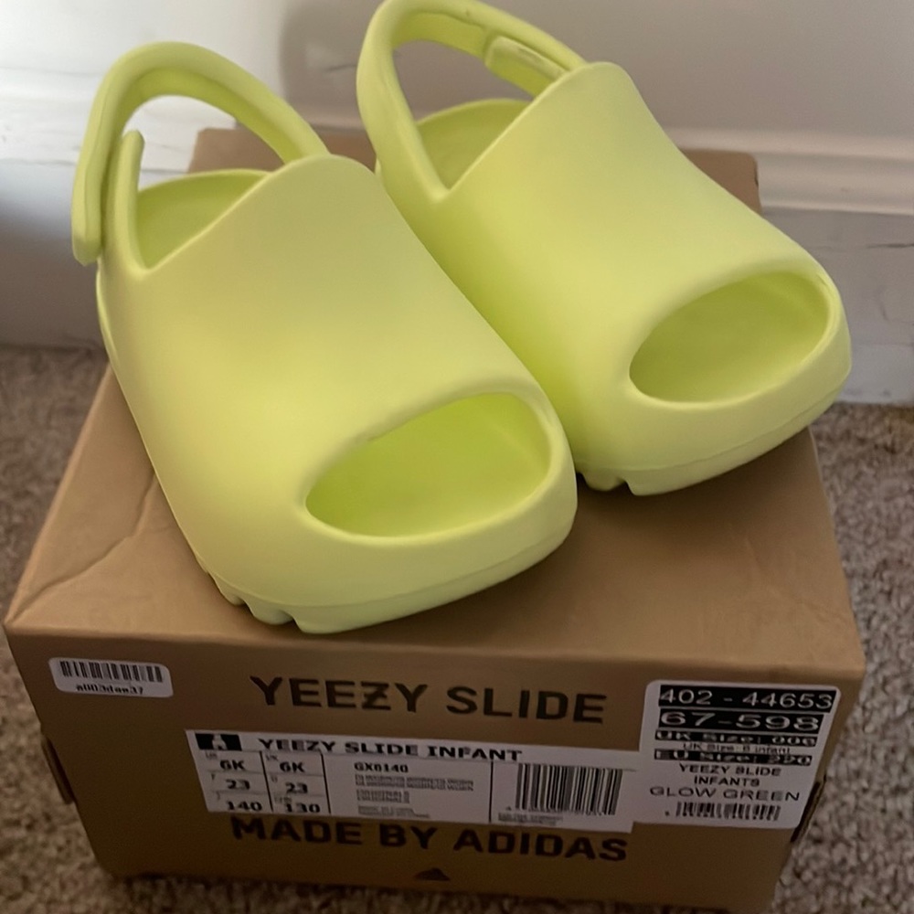 Yeezy Slides